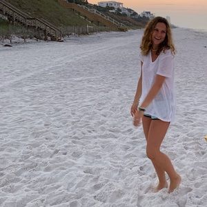 Meet your Posher, Francie